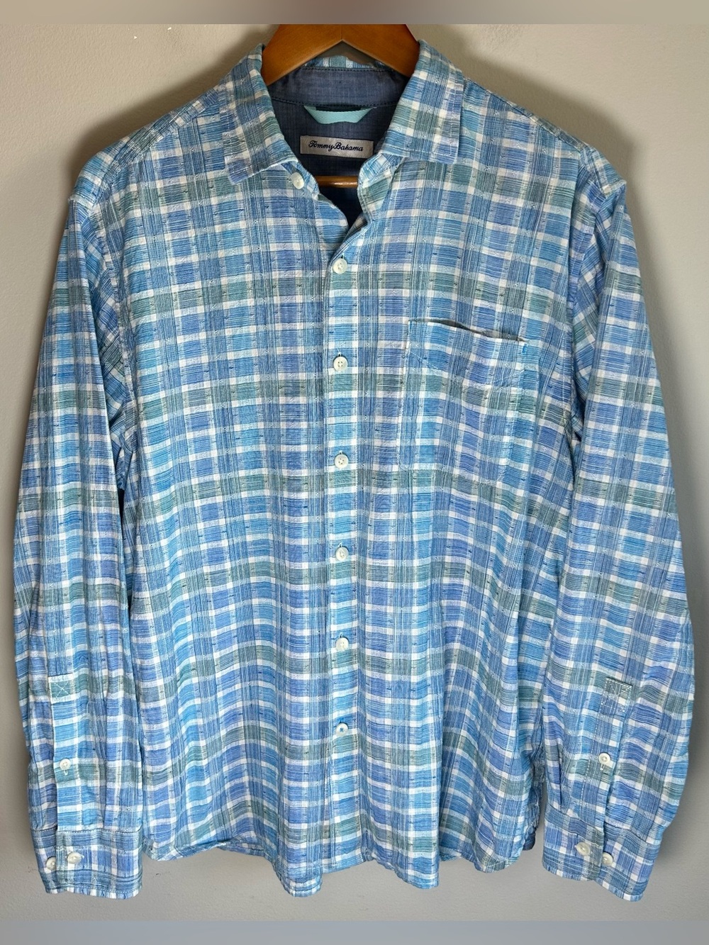 Tommy Bahama Men’s Plaid Shirt Size M Blue Long Sleeve Stretch Textured Weave